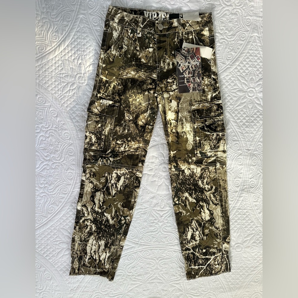 Women's V.I.P.Jeans Camouflage Cargo Pants, Size 1/25